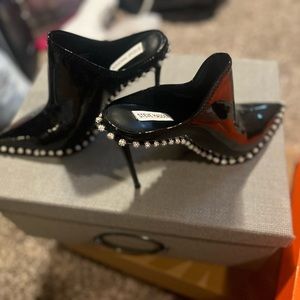 Steve Madden venom- size 8.5